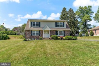107 Meadowview Ln, Kennett Square, PA 19348
