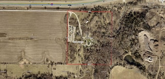 36026 Earlham Rd, Earlham, IA 50072