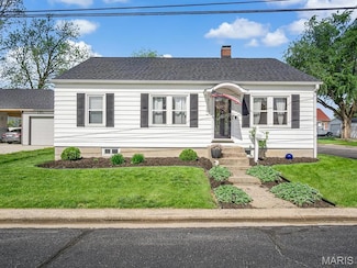 603 Bloom St, Red Bud, IL 62278