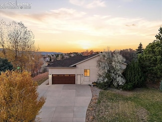 10 Desert Inn Way, Colorado Springs, CO 80921