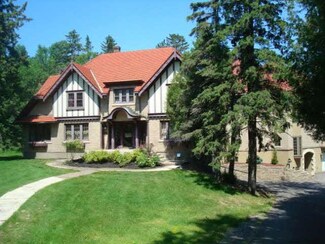456 N Hawthorne Rd, Duluth, MN 55812