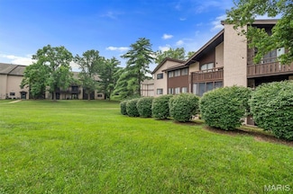 1410 Heritage Landing Unit 306, Saint Charles, MO 63303
