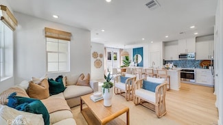 8443 Gabrielino Ct, Rancho Cucamonga, CA 91730