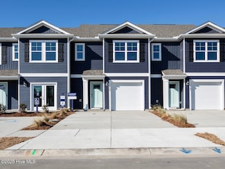 103 N Grassland Rd Unit Th 50, Surf City, NC 28445
