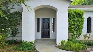 2812 Chiselhurst Ct, Bakersfield, CA 93311