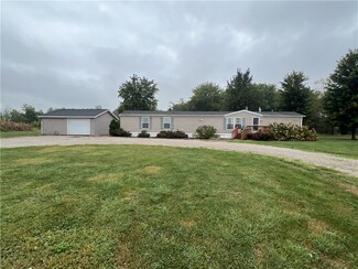 1454 E 225 Rd N, Cowden, IL 62422