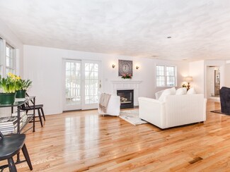 125 Loring Rd, Winthrop, MA 02152