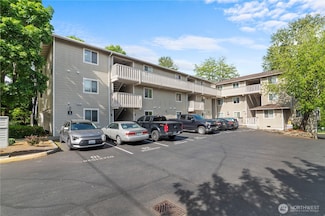 18200 73rd Ave NE Unit A113, Kenmore, WA 98028
