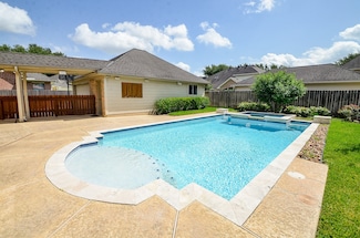 5615 Bent Arbor Ln, Katy, TX 77450