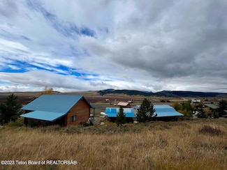 21 Terrace Dr, Cora, WY 82925