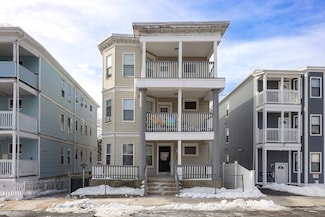 14 Fabyan St, Dorchester Center, MA 02124