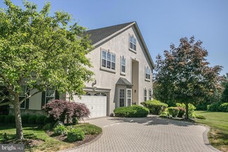 161 Meadow View Ln, Lansdale, PA 19446