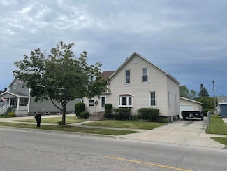 215 W Hueber St, Alpena, MI 49707