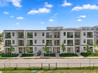 705 Cypress St Unit 208, Traverse City, MI 49684