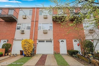 32 Francine Ct Unit B, Staten Island, NY 10306