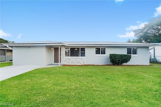 19 Kingsman Cir, Fort Myers, FL 33905