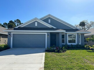 5258 Vespera St, Fort Pierce, FL 34951