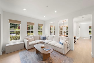 109 Orange Blossom Cir, Ladera Ranch, CA 92694