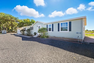 8 James Sanchez Ln, Belen, NM 87002