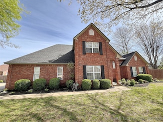 1595 Aspen Dr, Tahlequah, OK 74464