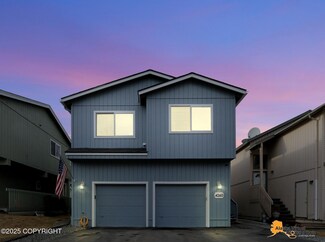4260 Crannog St, Anchorage, AK 99502