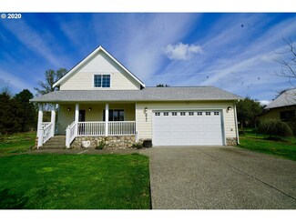 517 D St, Vader, WA 98593