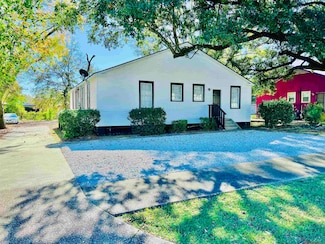 4724 Convention St, Baton Rouge, LA 70806