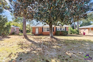3048 Bethune Ave, Macon, GA 31211