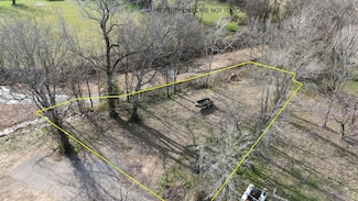 424 E Commerce St, Waverly, TN 37185