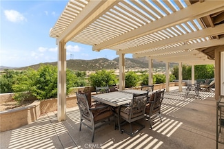 4902 Copper Creek Dr, Banning, CA 92220