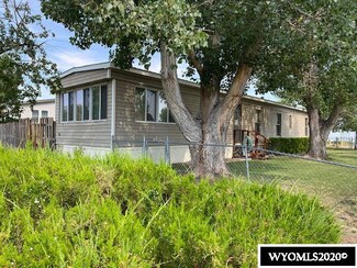 1005 N 6th St, Lander, WY 82520