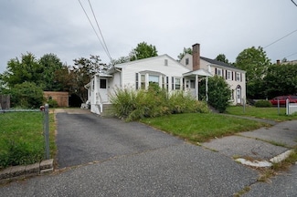 37 Airlie St, Worcester, MA 01606