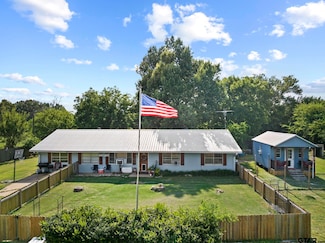 2084 Fm 21, Pittsburg, TX 75686