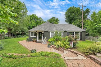 4199 Wright Ave, Saint Ann, MO 63074