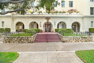 855 S Serrano Ave Unit 32A, Los Angeles, CA 90005