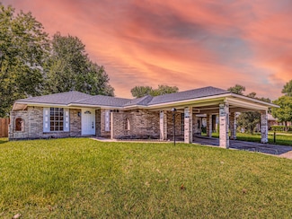 1907 Bunzel St, Houston, TX 77088