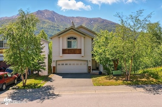 9198 Eagle River Ln, Eagle River, AK 99577