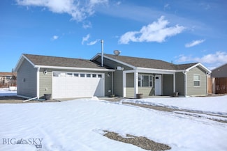 305 Lathrop St W, Clyde Park, MT 59018