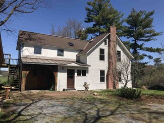 4641 River Rd, New Haven, VT 05472