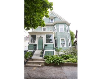 2-4 Denvir St, Dorchester Center, MA 02124