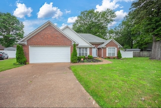16 Churchill Cove, Jackson, TN 38305