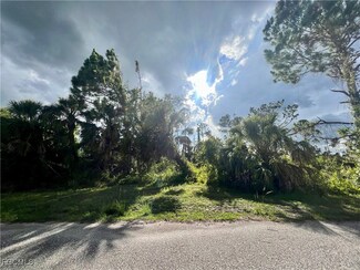 2263 Fernwood St, Port Charlotte, FL 33948