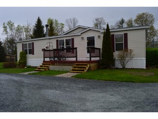 4249 Us Rte 5 S, Barnet, VT 05821