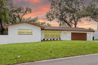 912 Pineview Ave, Clearwater, FL 33756
