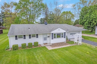 70 N 40th St, Newark, OH 43055