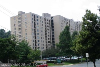 6300 Stevenson Ave Unit 818, Alexandria, VA 22304