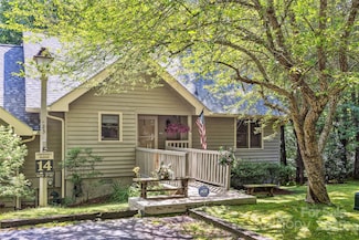 27 Dwarf Mountain Rd, Sapphire, NC 28774