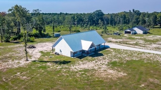 2032 Pahal Rd, Huntington, TX 75949