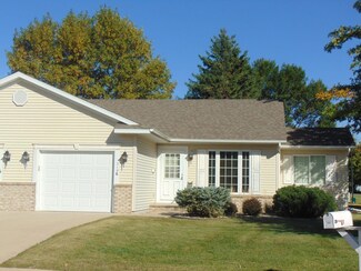 219 11th Avenue Ct NE, Waseca, MN 56093