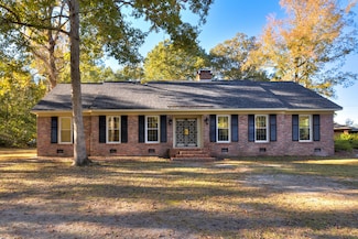 623 Pickwood Dr, Manning, SC 29102